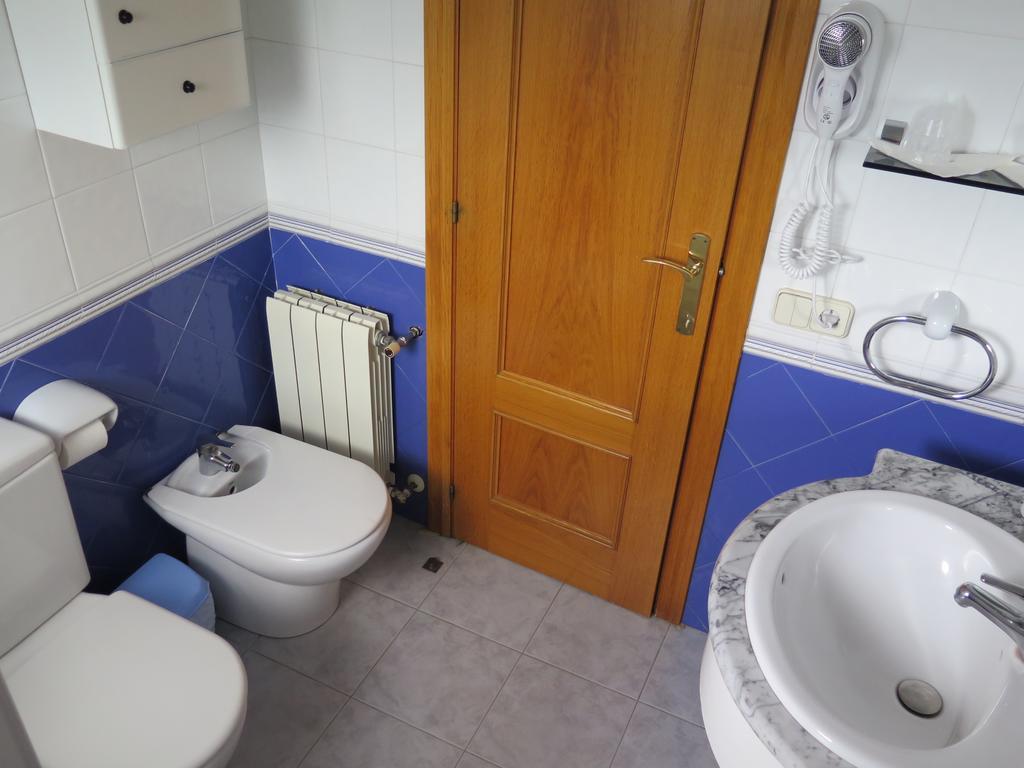 Apartaments El Ribal Valencia D'Aneu Exterior foto